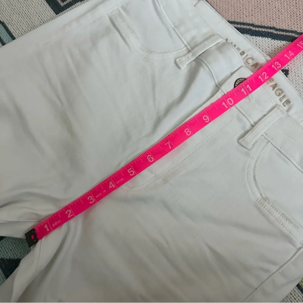 American Eagle White Stretch Ripped Super Hi-Rise Jegging Crop Jeans - Picture 3 of 16